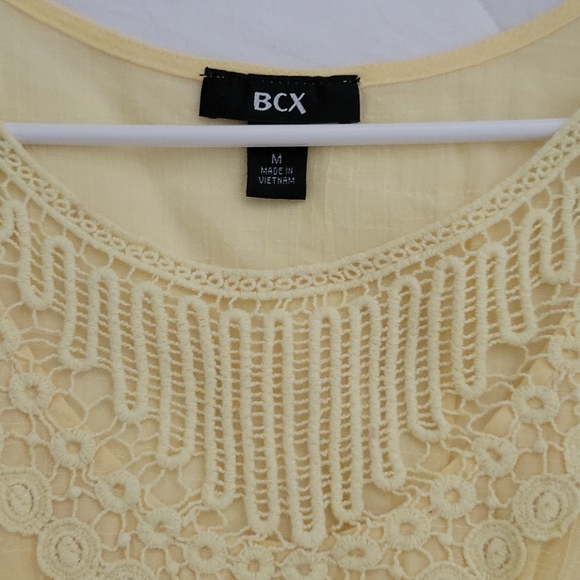 Shirt - Picture 2 of 3